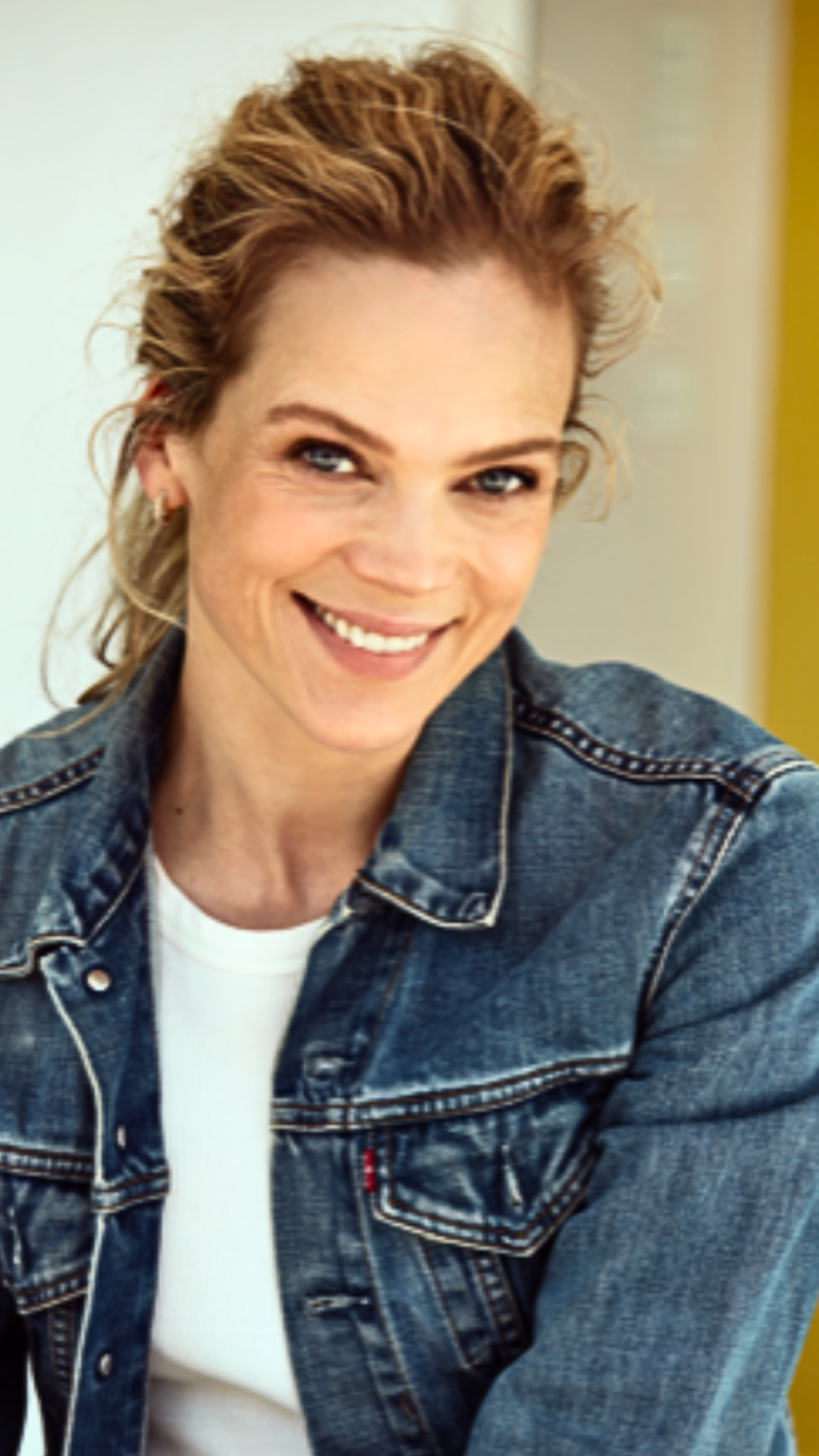 Ane Dahl Torp - <p data-start="161" data-end="273">Prisvinnende skuespiller som gir konkrete verktøy for å håndtere press, ta rommet og stå stødig i forventninger.</p>