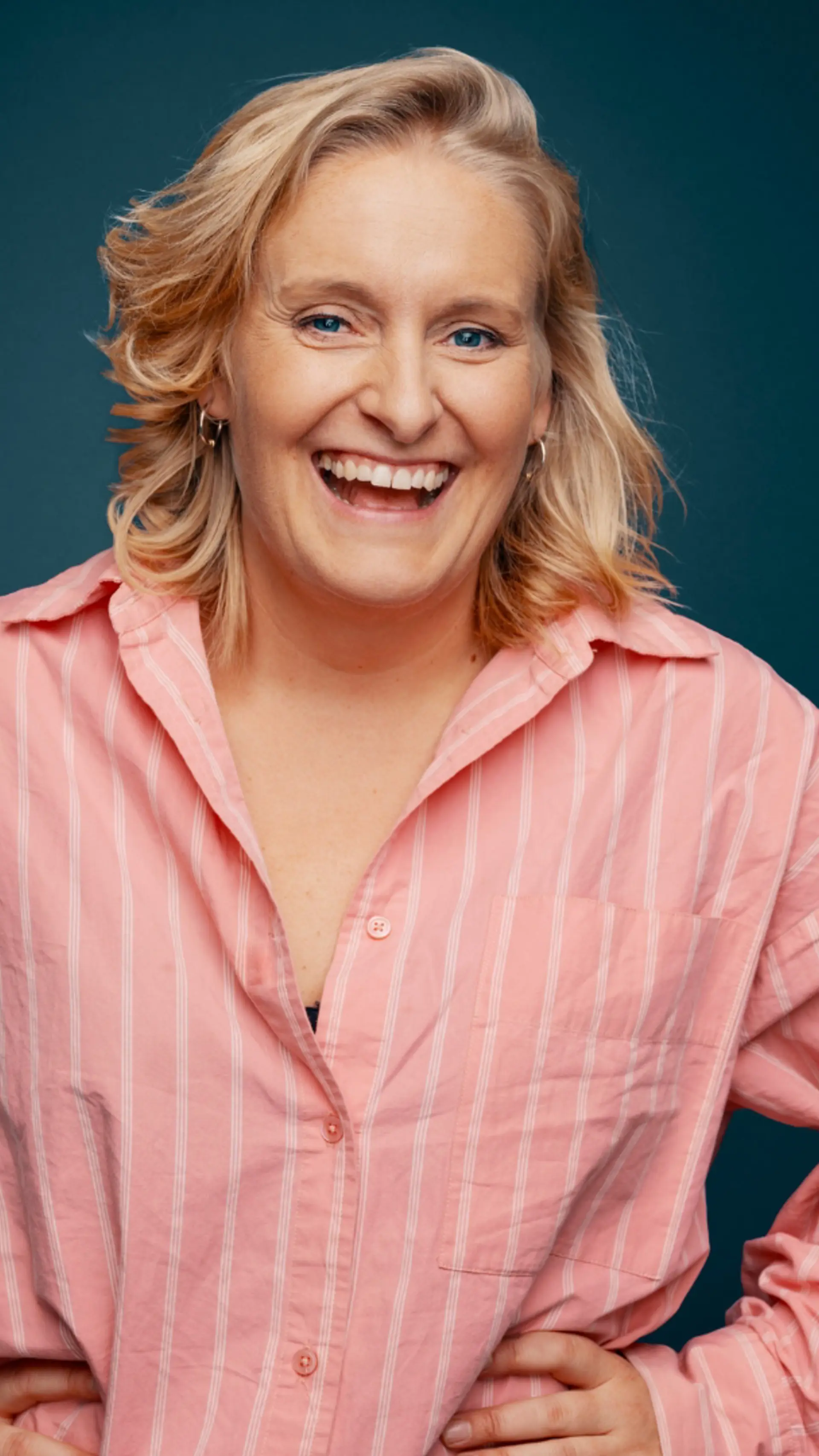 Tuva Fellman - <p><span class="whitespace-normal">Tuva Fellman</span> er en prisvinnende programleder som skaper åpne samtaler om skam, seksualitet og utenforskap.</p>