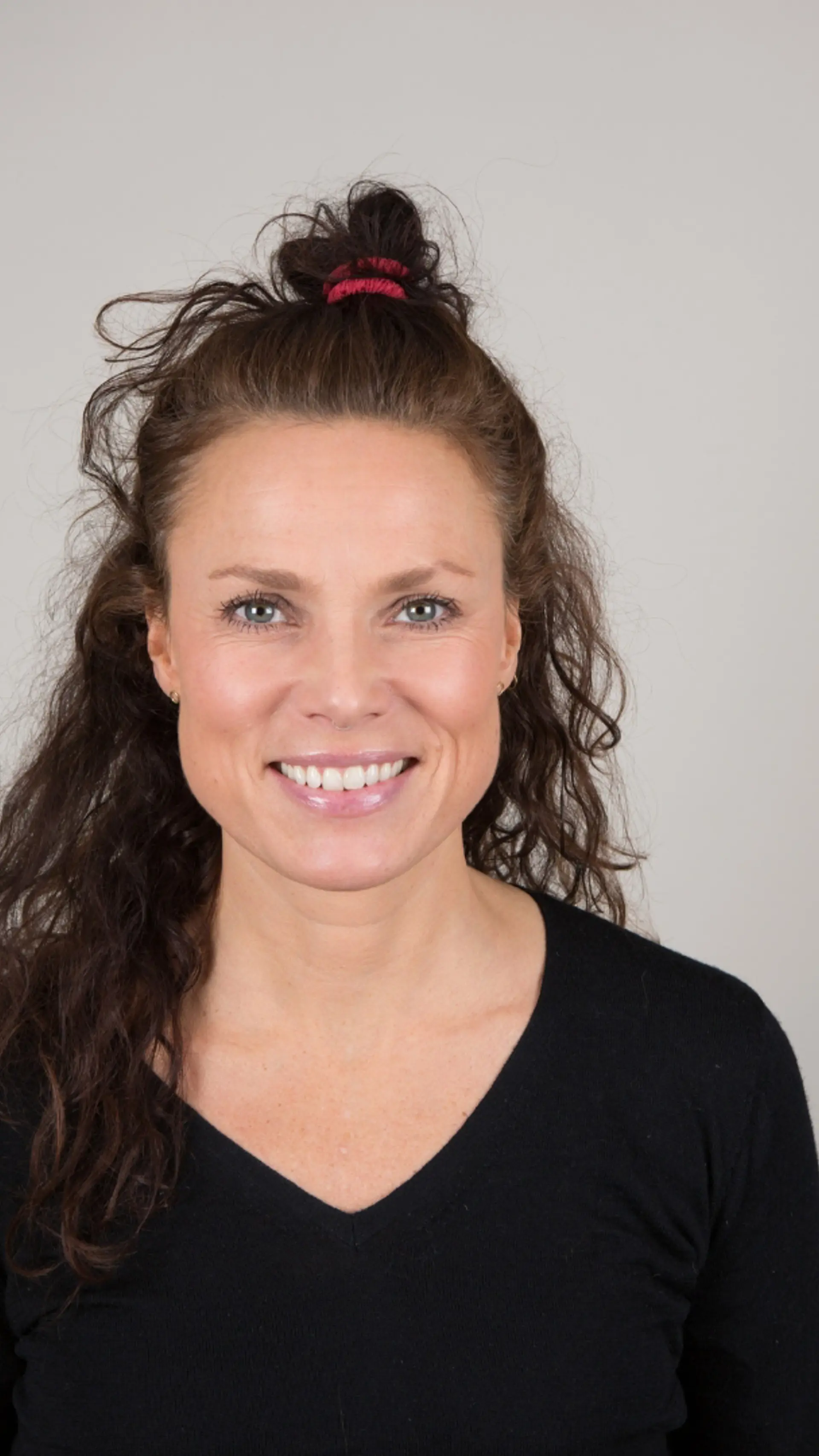 Kjersti Idem - Kjersti Idem snakker konkret om hva som skal til for å skape et bedre arbeidsmiljø og gode relasjoner til kollegaene dine.