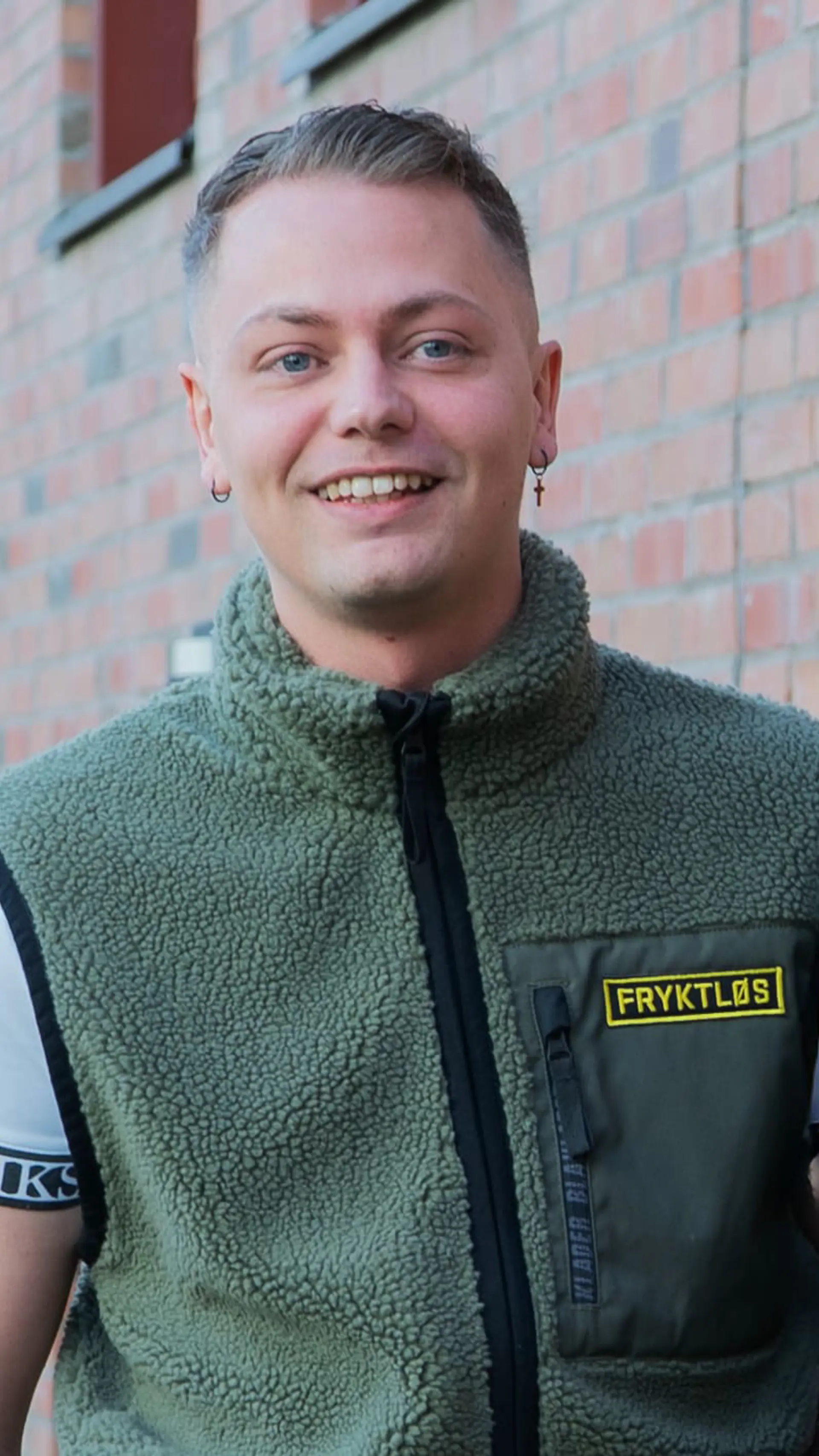 Aleksander Martinsen - <p data-start="853" data-end="986">En ærlig og sterk stemme om psykisk helse, mot og sårbarhet. Aleksander Martinsen formidler håp, menneskelighet og kraften i åpenhet.</p>