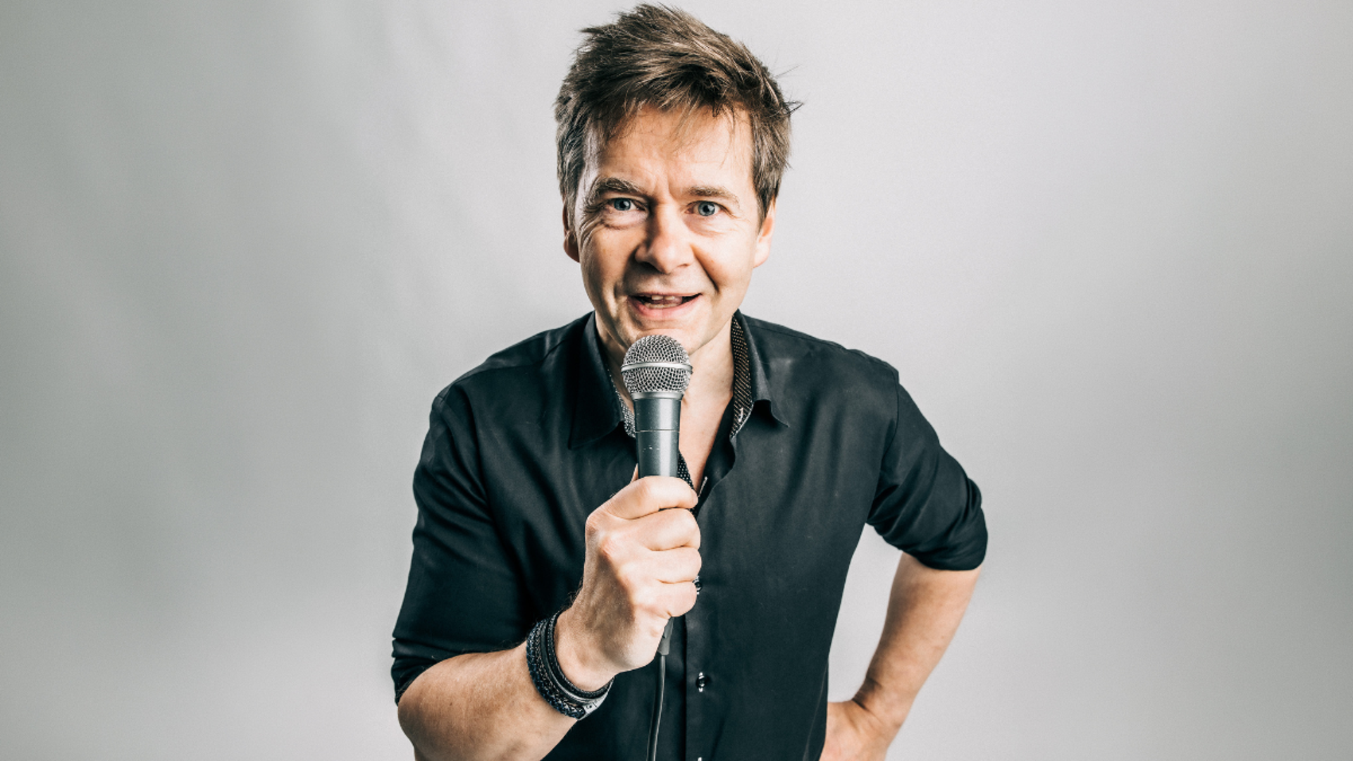 Roar Brekke - Ekspert i både det humoristiske og seriøse - her kan du få et lærerikt foredrag eller fortreffelig stand-up show.